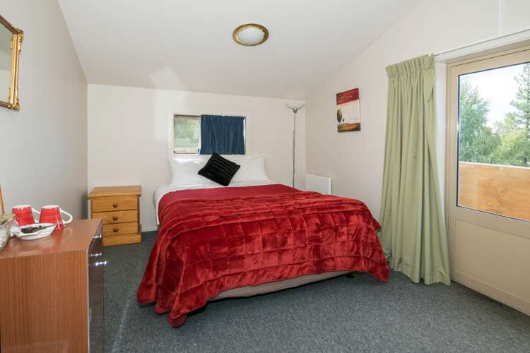 10 Ostler Road Twizel_5