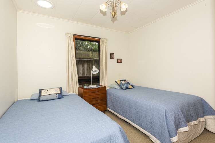 2/240 Fairway Drive Kamo_8