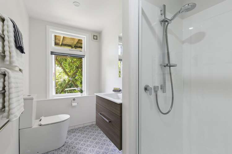 32 Volga Street Island Bay_14