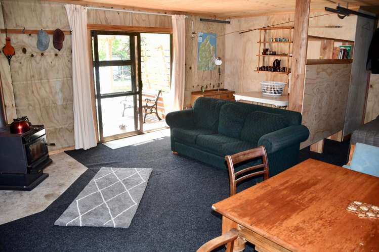 7 Hunter Street Karamea_24