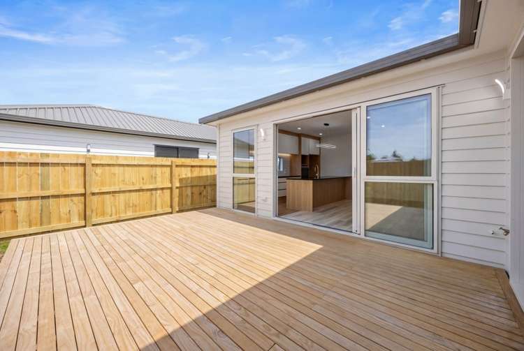 5 Tuwai Crescent Opaheke_13