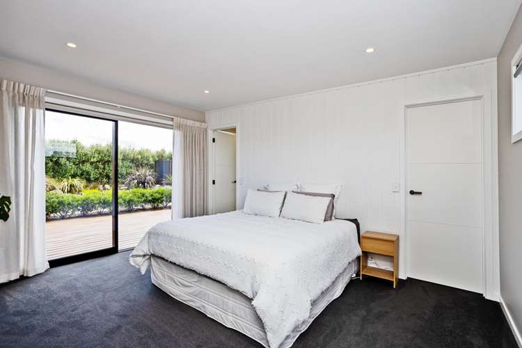 22 Glenda Place Seaward Bush_11