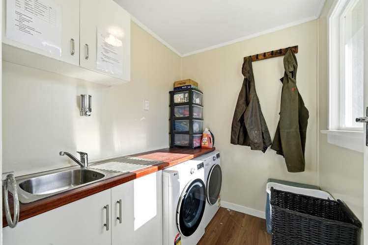 227 & 229 Bain Street Clifton_20