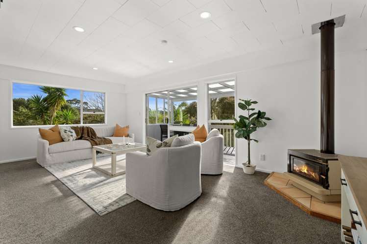 25 Dobell Road Stanmore Bay_8