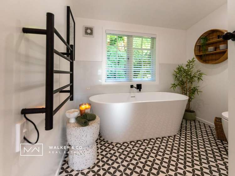 4 Elmslie Road Pinehaven_23