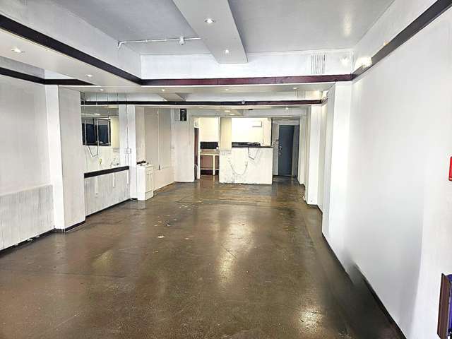 COMMERCIAL SPACE FOR LEASE