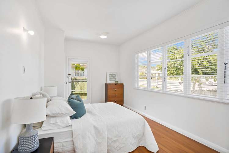 2091 Great North Road Avondale_9