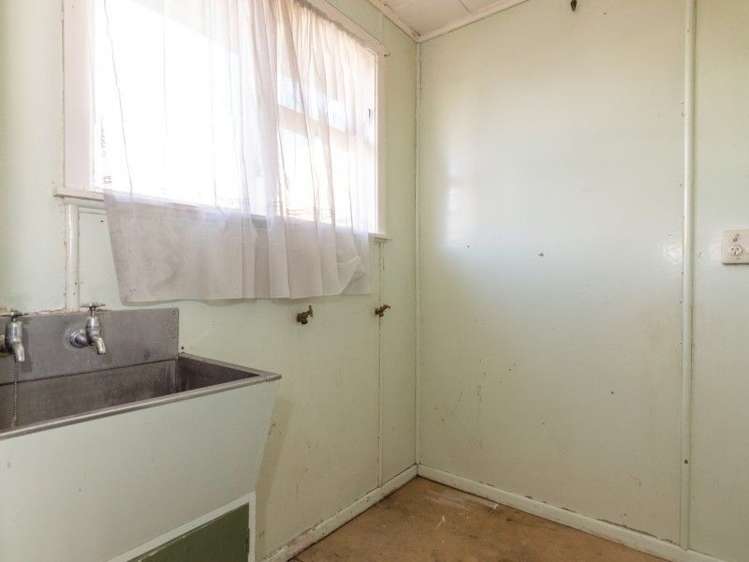 351b Tremaine Avenue Takaro_10