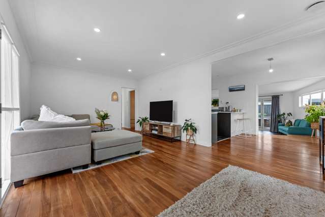 91 & 91a Taikata Road Te Atatu Peninsula_4