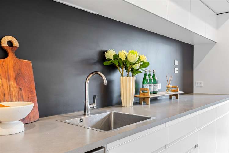 8/1 Buchan Street Sydenham_1