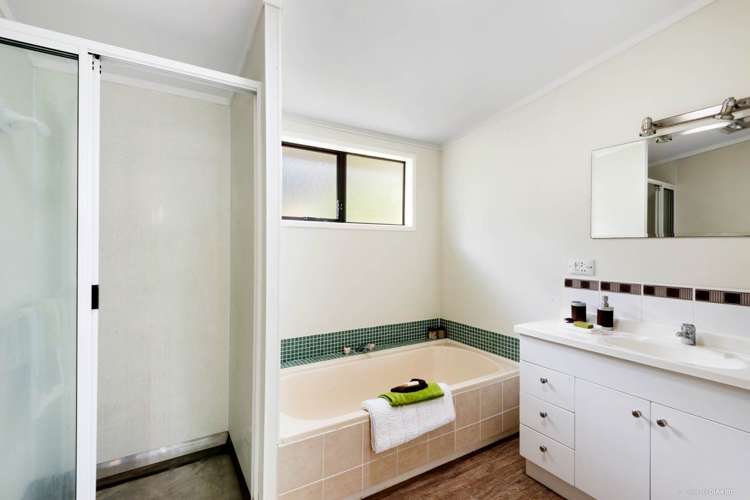 1/32 Sea Vista Avenue Beach Haven_10