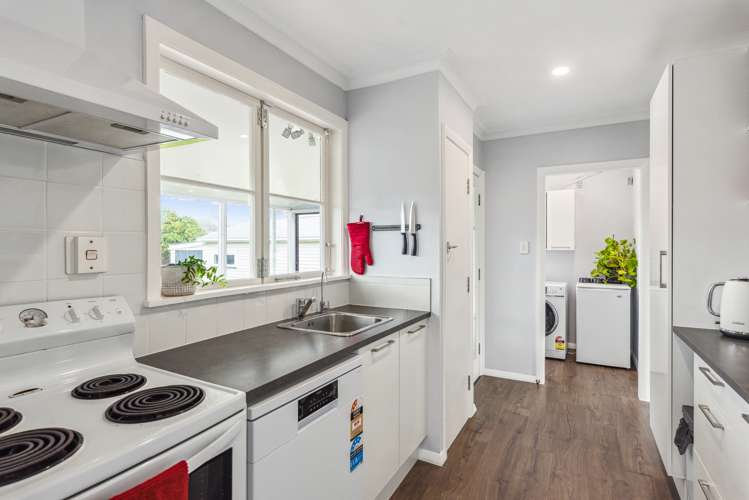 7 Margaret Street Levin_7