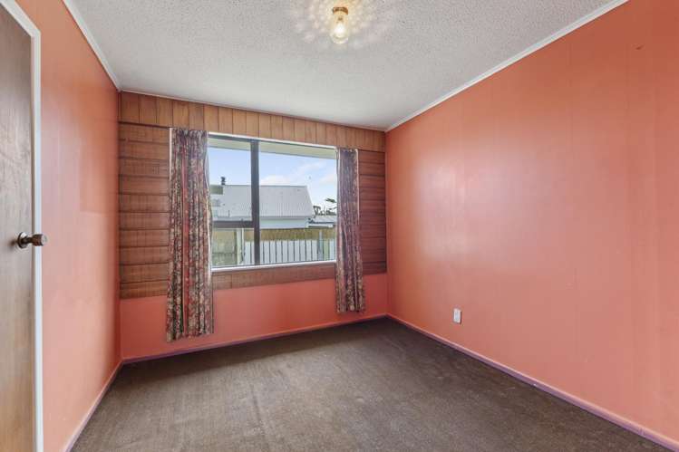 15 Hewson Crescent Otaki Beach_6