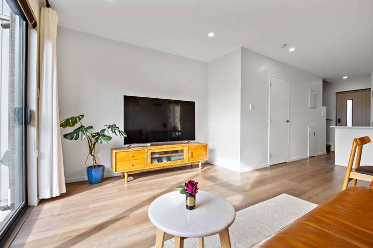 1/107 Selo Street Glen Eden_7