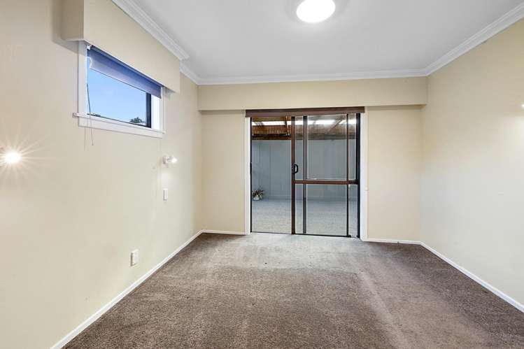 79 Mould Street Waitara_14
