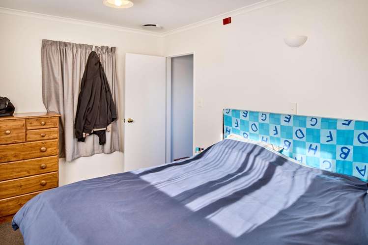 279 Dowse Drive Maungaraki_8