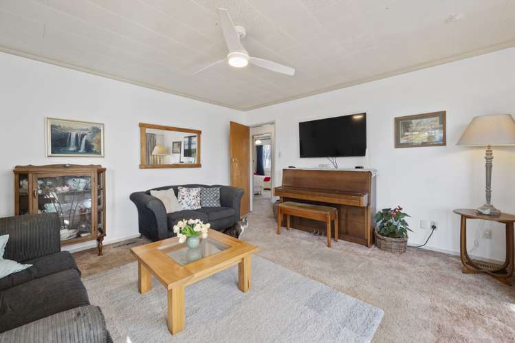 71 Pandora Avenue Westbrook_5