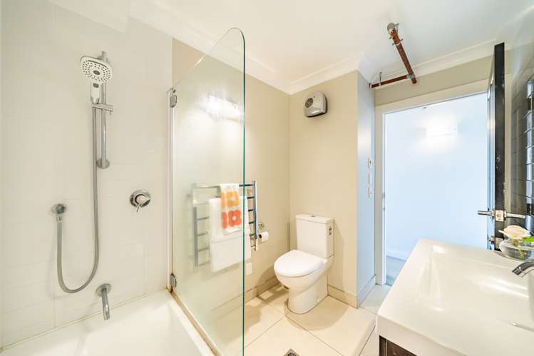 5a/130 Vivian Street Te Aro_16