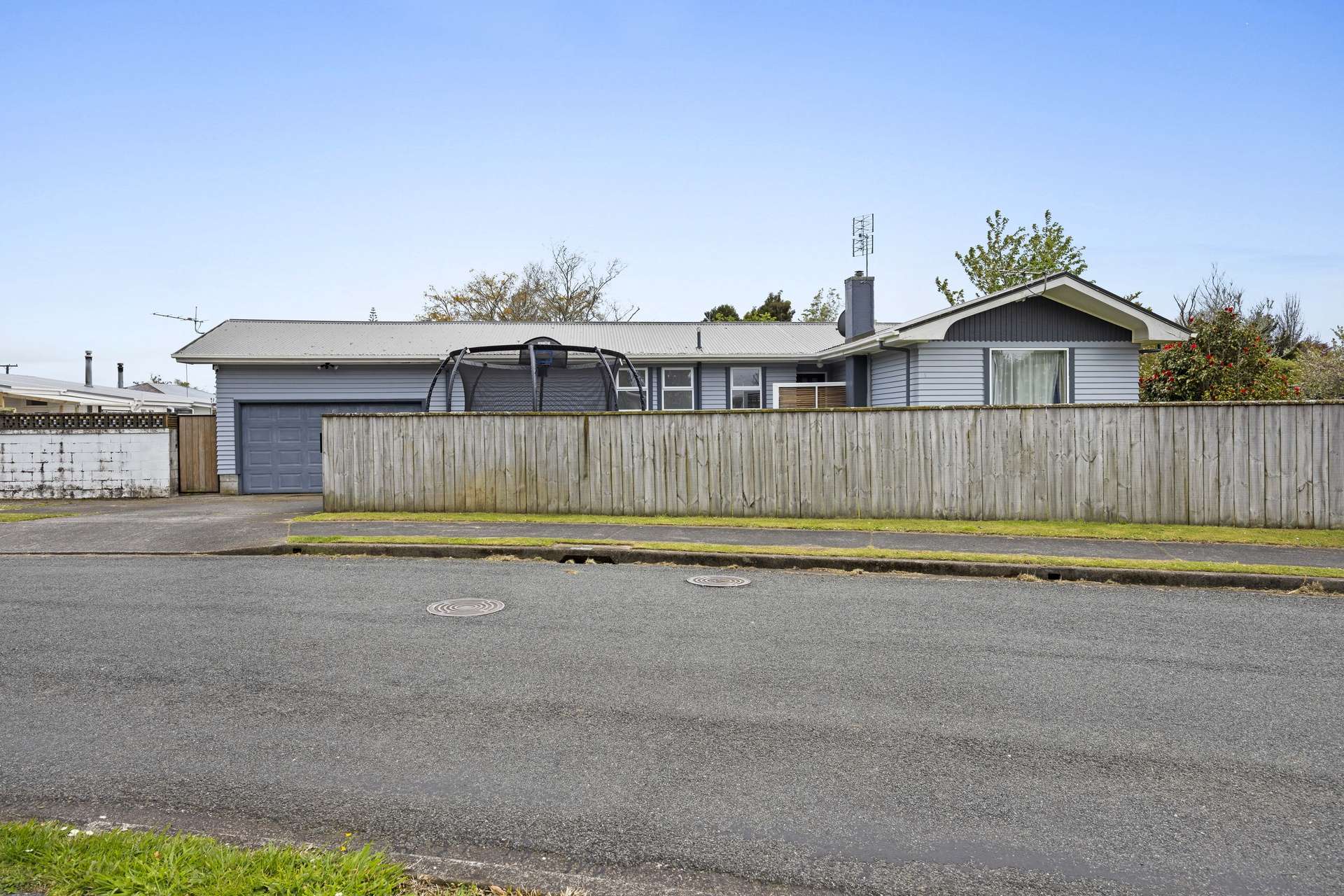 1 Totara Terrace Inglewood_0