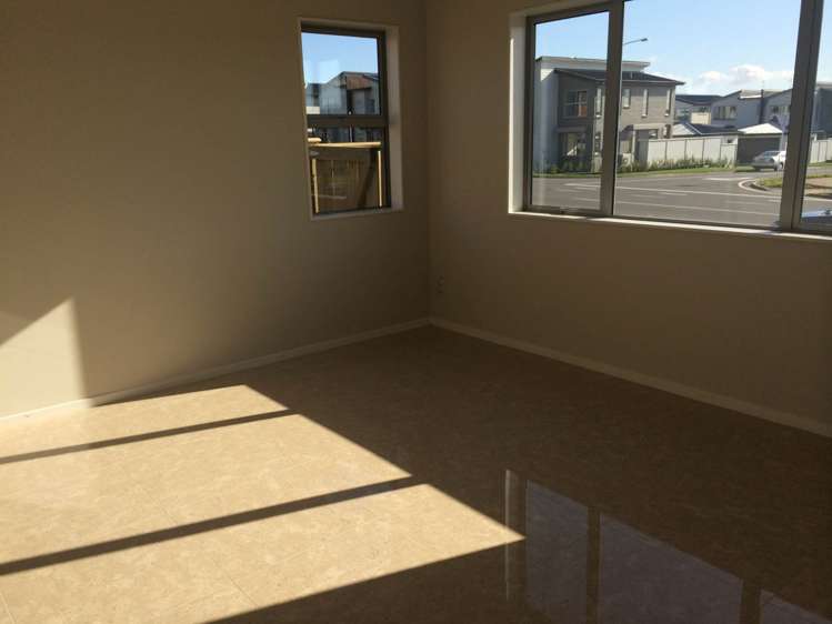 97 Flat Bush School Road Flat Bush_2