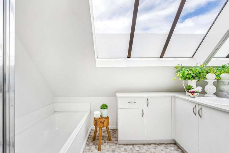 2/46 Brockworth Place Riccarton_8