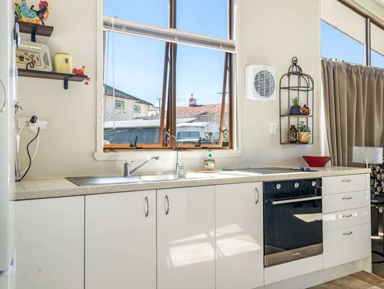 6/20 Towers Street Paeroa_9