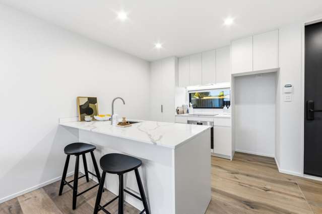 2/28 Harker Street 10222_3