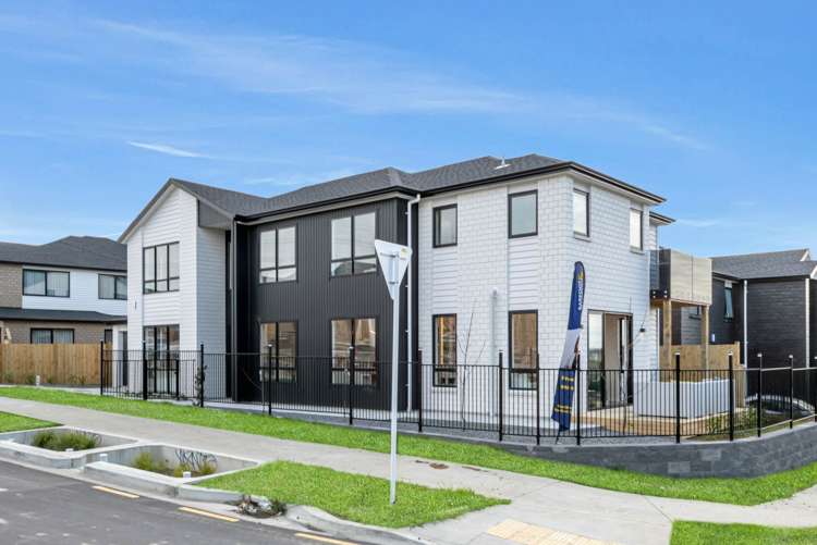 44 Tannaghmore Drive Flat Bush_3