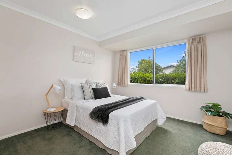 25 Hillcrest Road Otumoetai_13