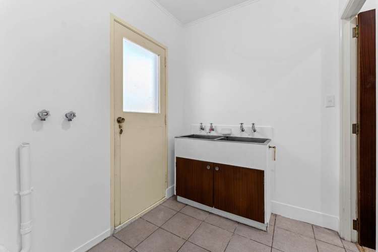 26 Maugham Drive Bucklands Beach_25