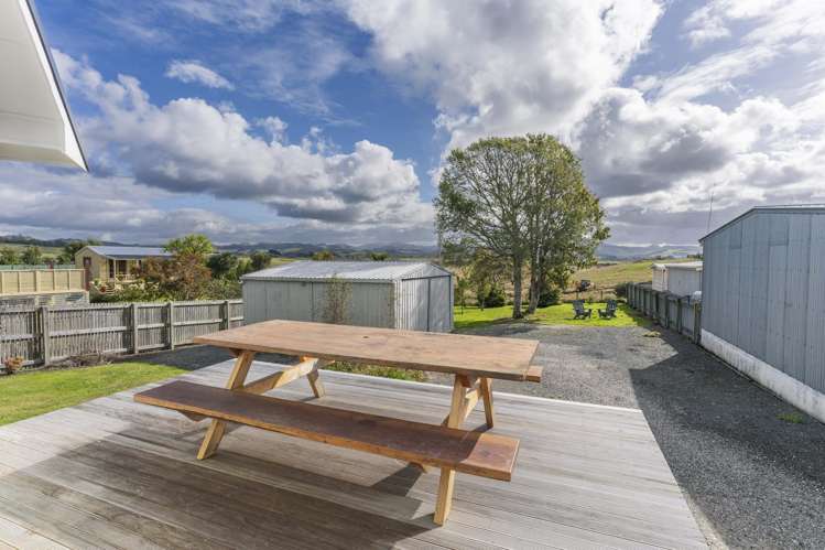 12 Kerr Street Karitane_16