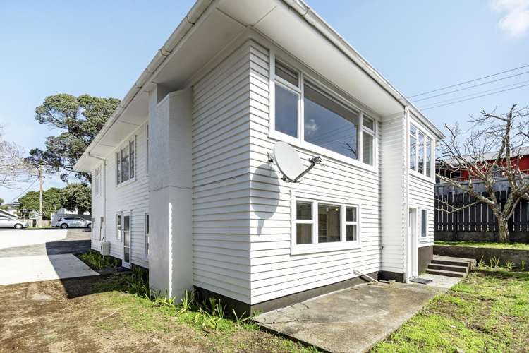 6 Whiteley Street Moturoa_23
