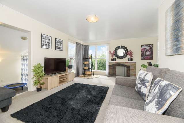 8 Pandora Place Pakuranga_3