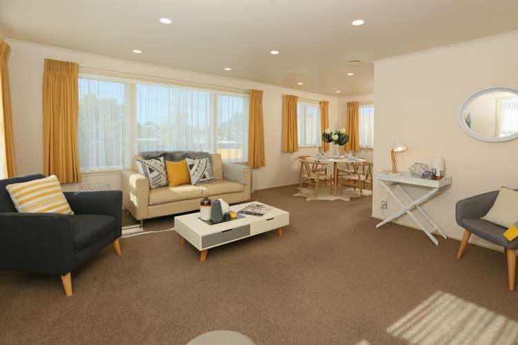 212 Glengarry Road Glen Eden_3