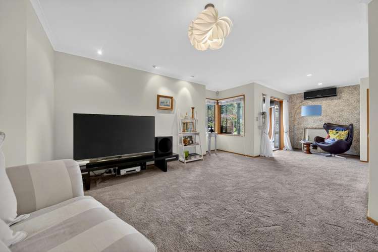 76 Fairway Drive Shirley_9