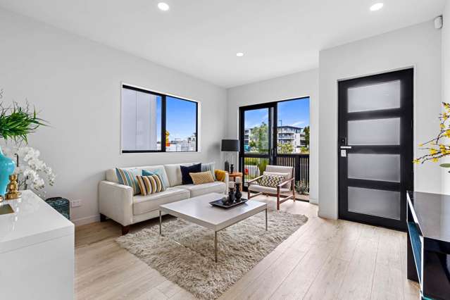 3 Green Bamboo Road Hobsonville_2