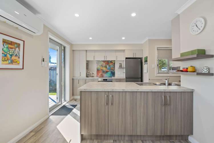 2/56 Leefield Street Blenheim_6