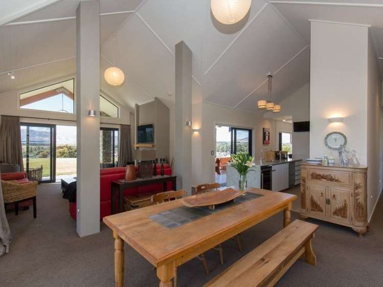 958 Aubrey Road Albert Town_4