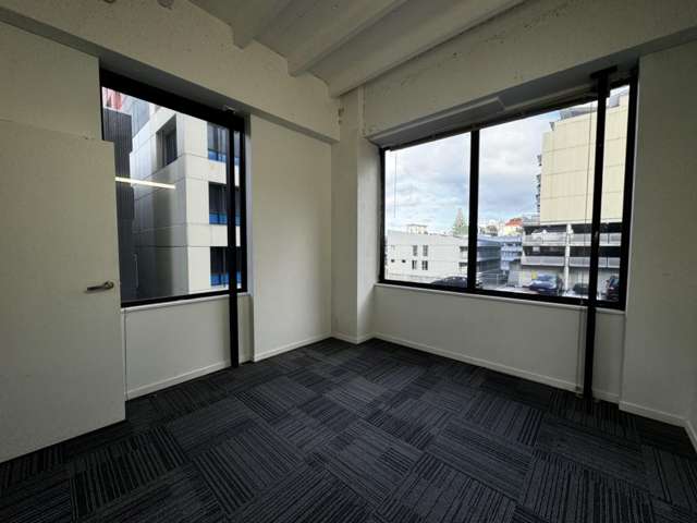  B/124 Kaharoa Road Te Aro_2