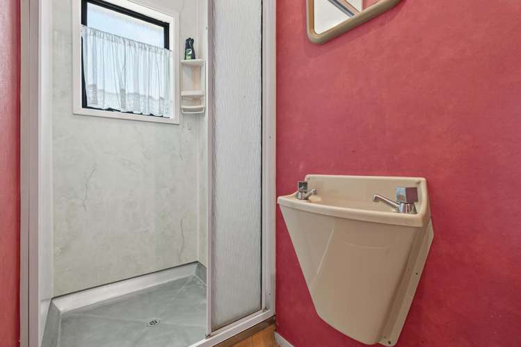 84 Town Point Road Maketu_12