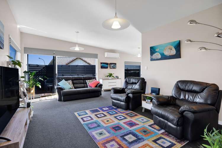 22 Halse Place Opunake_17