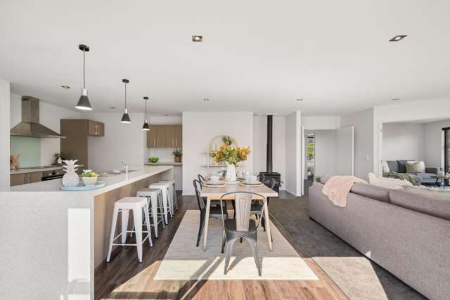 6 Missy Crescent Mount Pisa_4