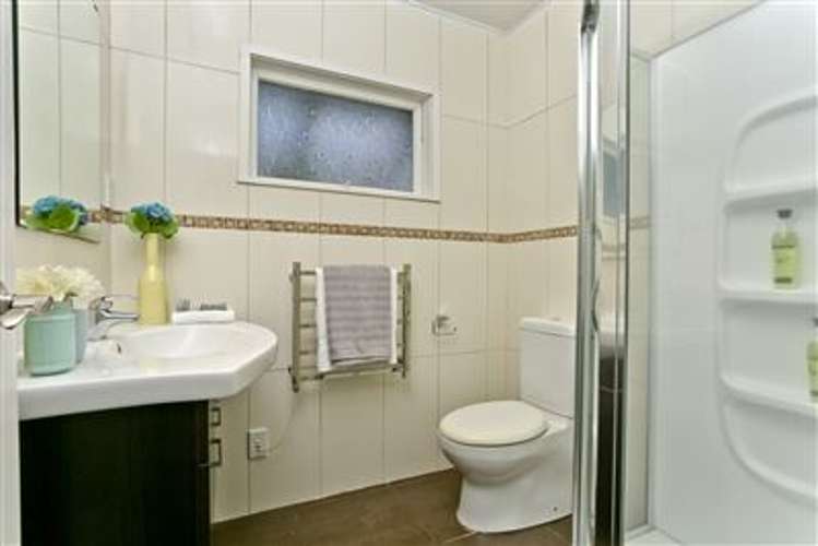 14A Kapiti Place Sunnynook_3