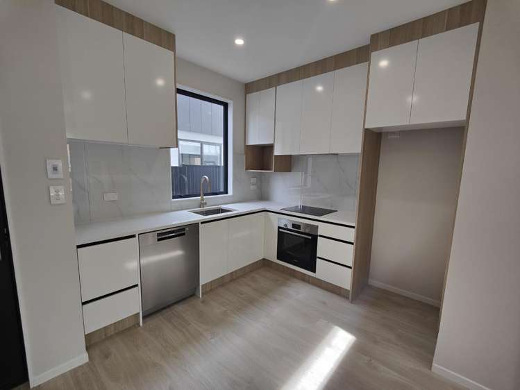 2B Orinda Close 10662_1