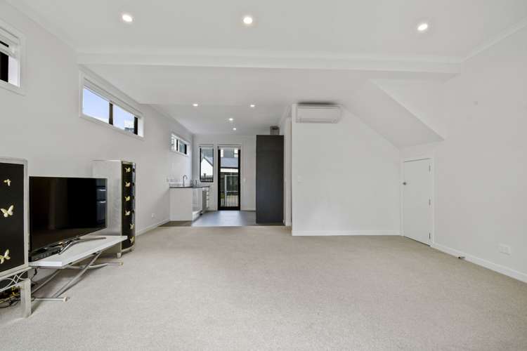 11 Frank Gill Road Hobsonville_10