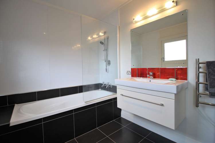 37 Newcastle Street Clyde_16