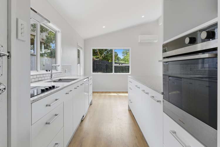 3 Win Grove Hatfields Beach_6