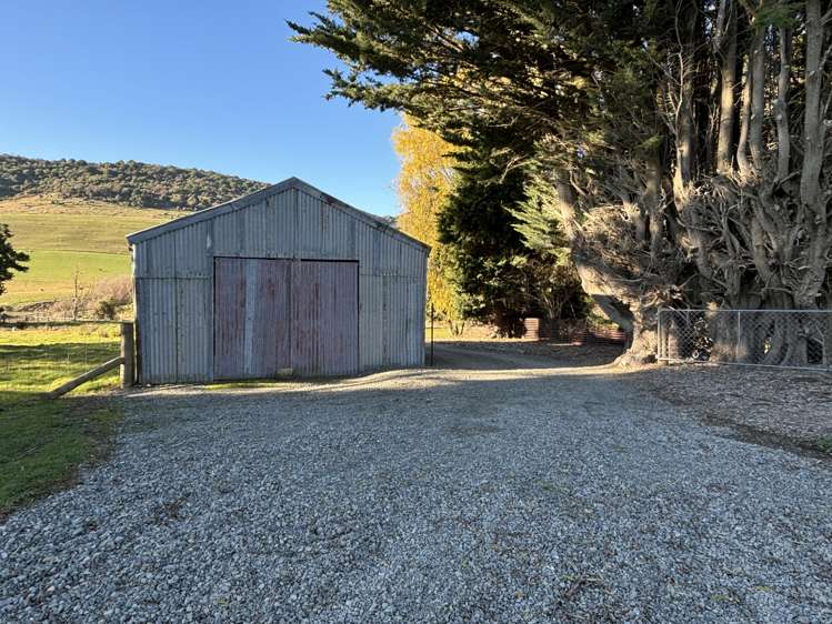 563 Caroline Valley Road Lumsden Surrounds_15