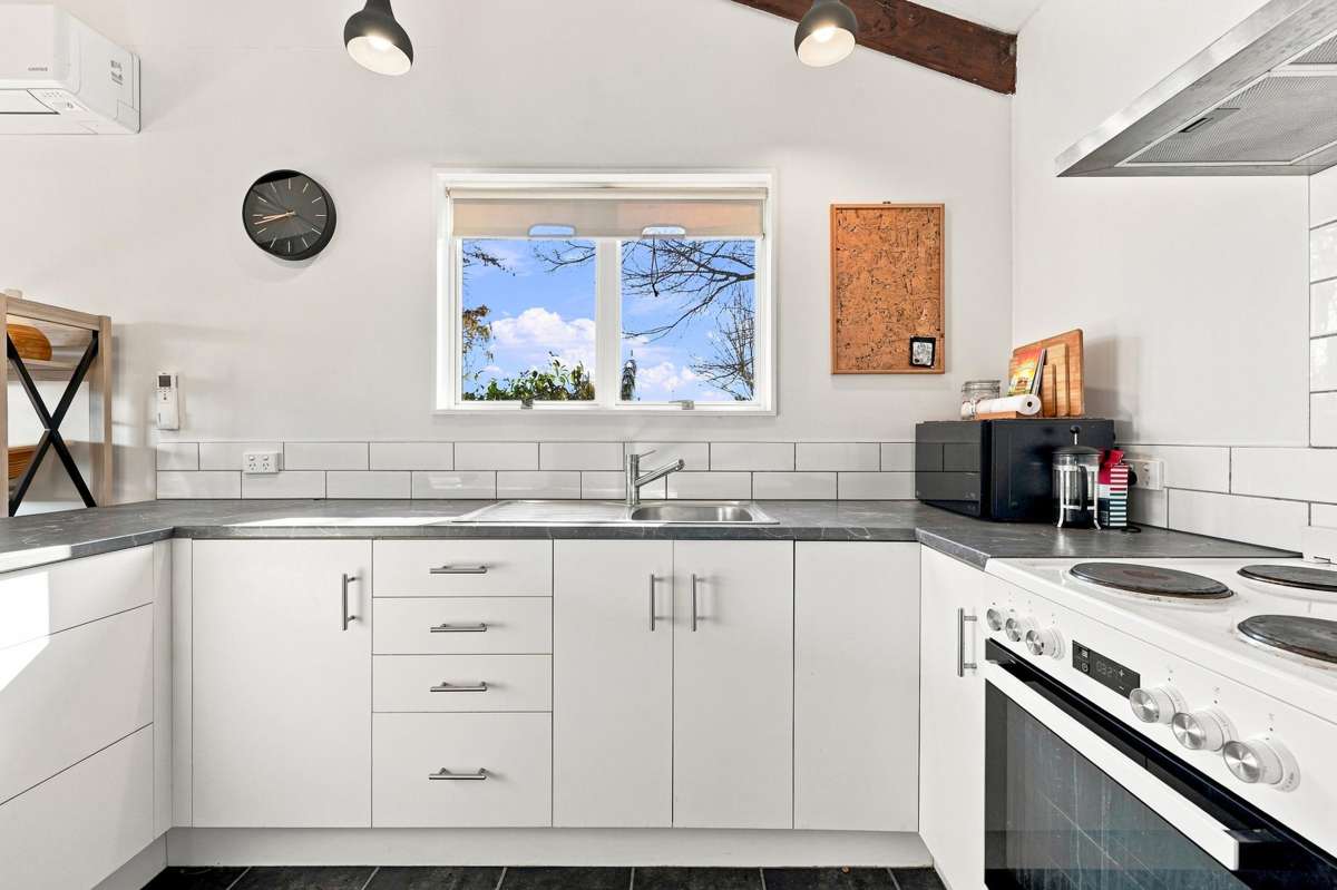 21B Kepa Street_5
