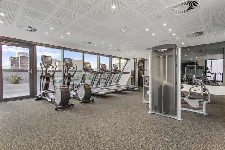 2206/10 Commerce Street Auckland Central_12